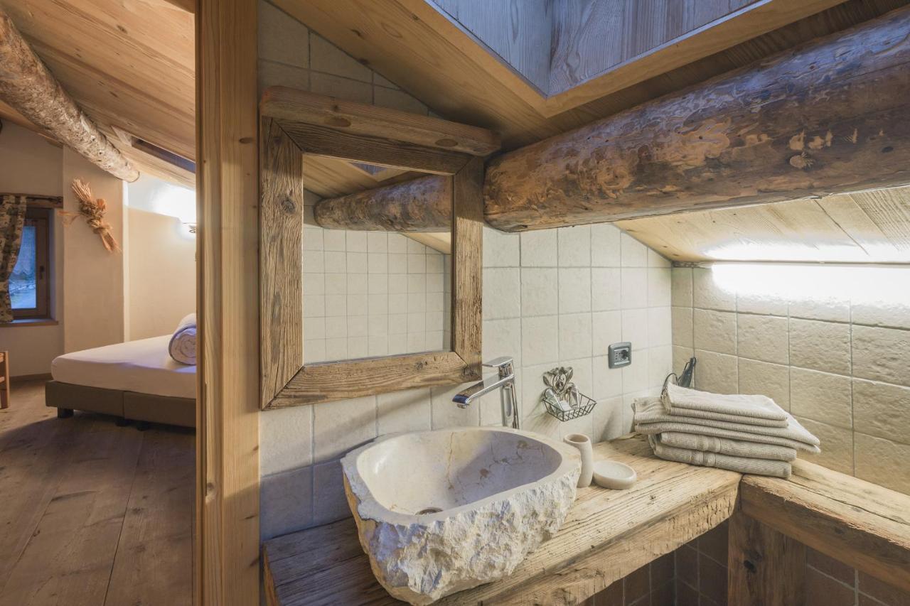 Agriturismo Baita De L'All イゾラッチャ エクステリア 写真